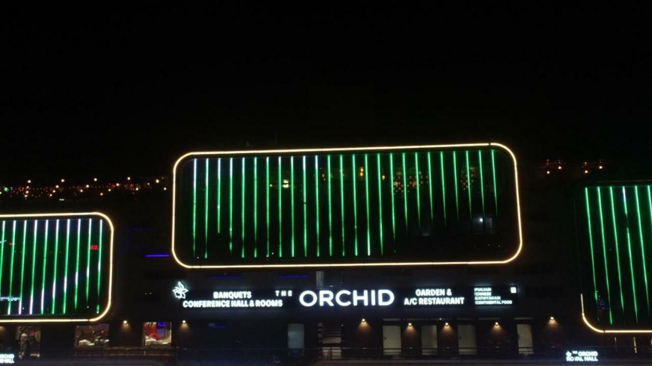 Hotel Avaante Ahmedabad Formerly Known As The Orchid Hotel Dış mekan fotoğraf